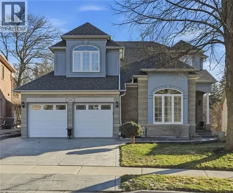 39 Winegarden Trail Dundas ON L9H 7M1