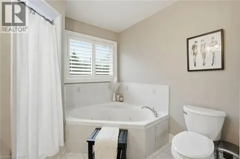 39 Winegarden Trail Dundas ON L9H 7M1