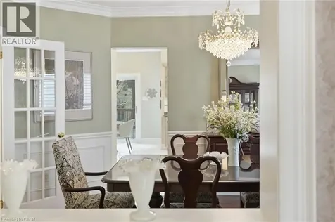 39 Winegarden Trail Dundas ON L9H 7M1