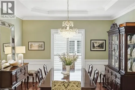 39 Winegarden Trail Dundas ON L9H 7M1