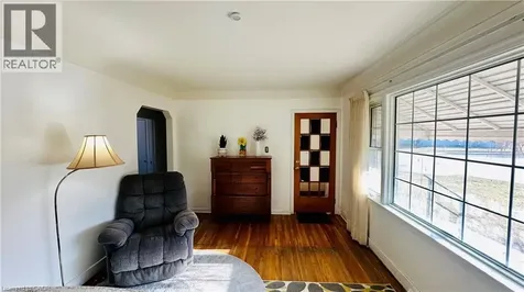 486 Matthew Brady Avenue Windsor ON N8S 3J6