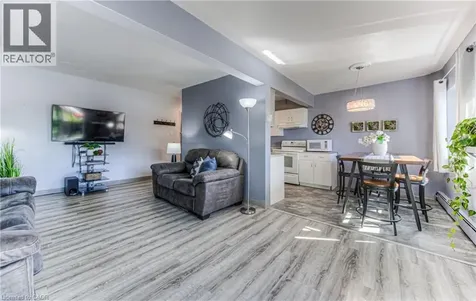 283 Fairway Road North Kitchener ON N2A 2P1
