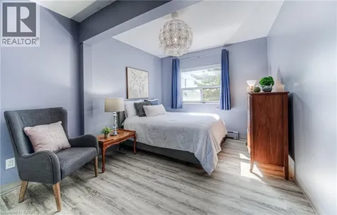 283 Fairway Road North Kitchener ON N2A 2P1