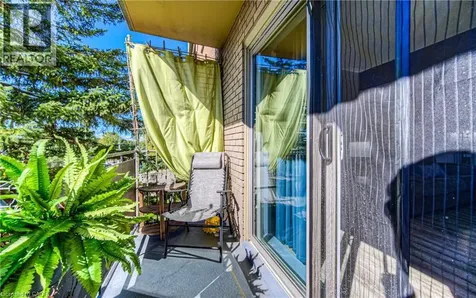283 Fairway Road North Kitchener ON N2A 2P1