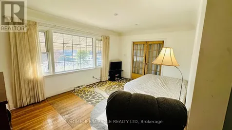 486 Matthew Brady Avenue Windsor ON N8S 3J6