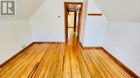 486 Matthew Brady Avenue Windsor ON N8S 3J6