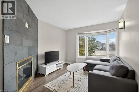 1548 Richmond Street London ON N6G 4W7