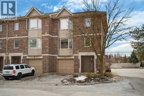 1548 Richmond Street London ON N6G 4W7