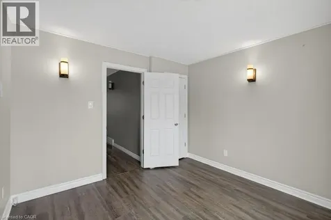 1548 Richmond Street London ON N6G 4W7