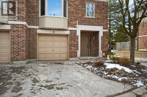 1548 Richmond Street London ON N6G 4W7