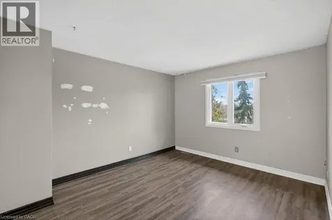 1548 Richmond Street London ON N6G 4W7