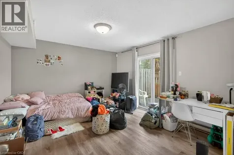 1548 Richmond Street London ON N6G 4W7