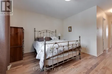 1 Bay Court Wasaga Beach ON L9Z 1P7