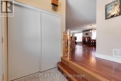 1 Bay Court Wasaga Beach ON L9Z 1P7