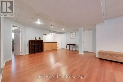 1 Bay Court Wasaga Beach ON L9Z 1P7
