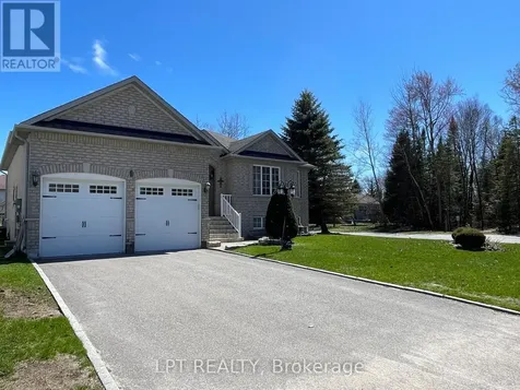 1 Bay Court Wasaga Beach ON L9Z 1P7