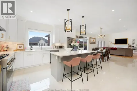 6036 Silver Maple Road Lasalle ON N9H 0L6
