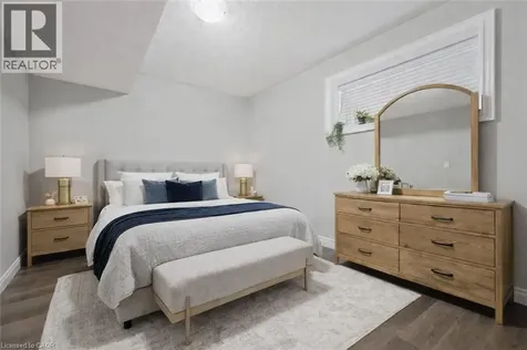187 Ambrous Crescent Guelph ON N1G 0G3