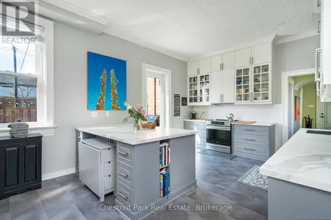 247 St Vincent Street Meaford ON N4L 1C1