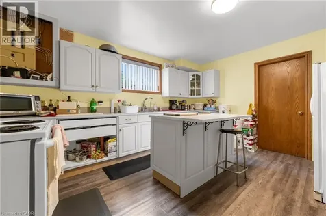 9 Valley Road St. Catharines ON L2S 1Y7