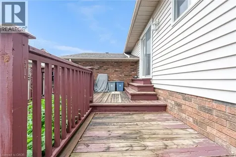 9 Valley Road St. Catharines ON L2S 1Y7