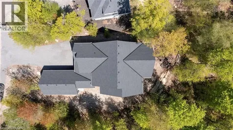 14 St Georges Court Huntsville ON P1H 1A5