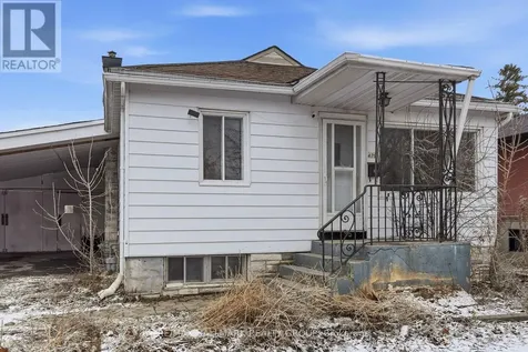 479 Newman Avenue Ottawa ON K1K 1N8