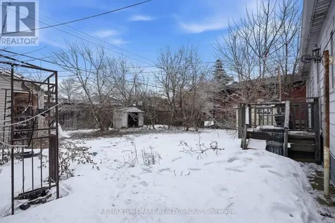 479 Newman Avenue Ottawa ON K1K 1N8