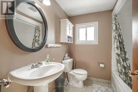 963 Canal Road Bradford West Gwillimbury ON L3Z 2A6