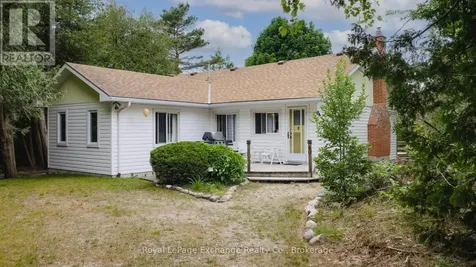 40 Vozka Drive Huron-kinloss ON N2Z 0B3