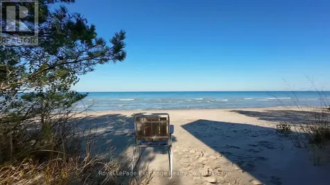 40 Vozka Drive Huron-kinloss ON N2Z 0B3