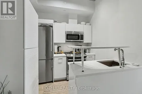 224 Lyon Street North Ottawa ON K1R 5V9