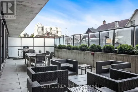 224 Lyon Street North Ottawa ON K1R 5V9
