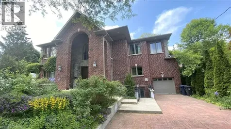 98 Burbank Drive Toronto ON M2K 1N4
