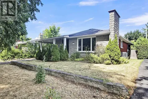 2247 Miramichi Street Ottawa ON K2C 0Z1