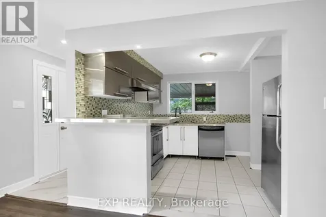 2247 Miramichi Street Ottawa ON K2C 0Z1
