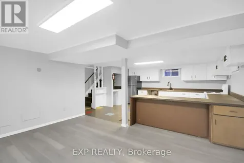 2247 Miramichi Street Ottawa ON K2C 0Z1