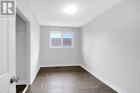 2247 Miramichi Street Ottawa ON K2C 0Z1
