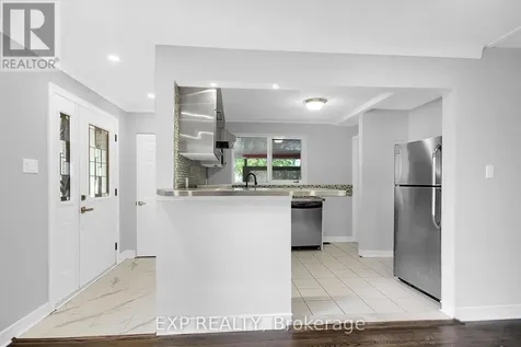 2247 Miramichi Street Ottawa ON K2C 0Z1