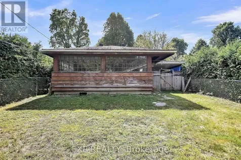 2247 Miramichi Street Ottawa ON K2C 0Z1