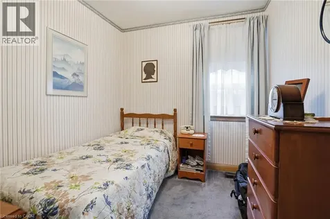 424 East 42nd Street Hamilton ON L8T 3A9