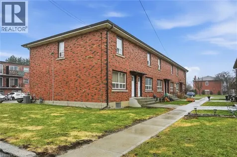 424 East 42nd Street Hamilton ON L8T 3A9