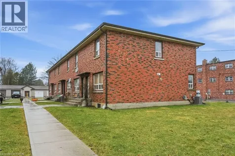 424 East 42nd Street Hamilton ON L8T 3A9