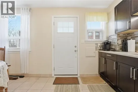 424 East 42nd Street Hamilton ON L8T 3A9