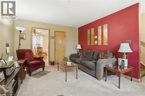 424 East 42nd Street Hamilton ON L8T 3A9