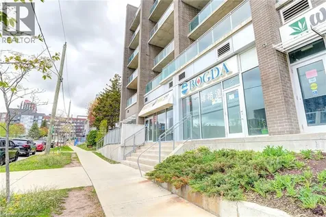62 Balsam Street Waterloo ON N2L 3H2