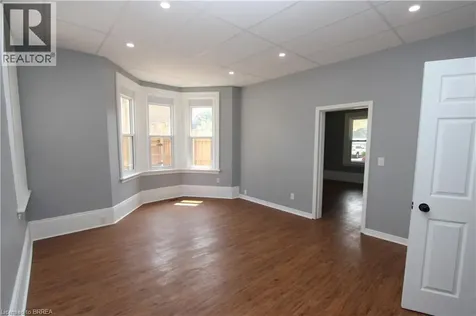 62 Arthur Street Brantford ON N3S 3H8