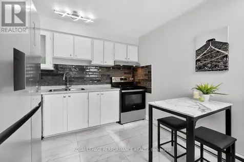 42 Compata Way Ottawa ON K1B 4W9