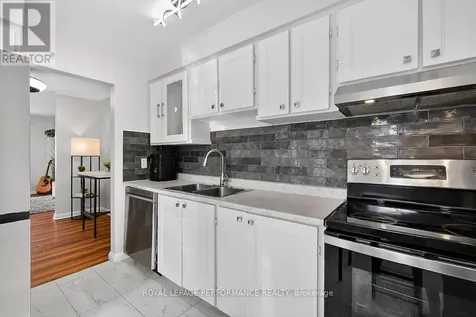 42 Compata Way Ottawa ON K1B 4W9