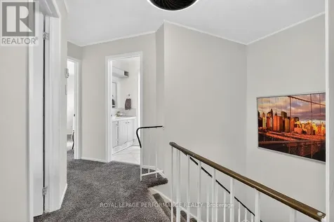 42 Compata Way Ottawa ON K1B 4W9